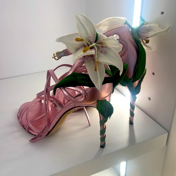 Dolce and Gabbana heels - Picture 3 of 5